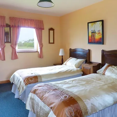 4 Bed In Dingle Oc-ii13350 * Milltown (Kerry)