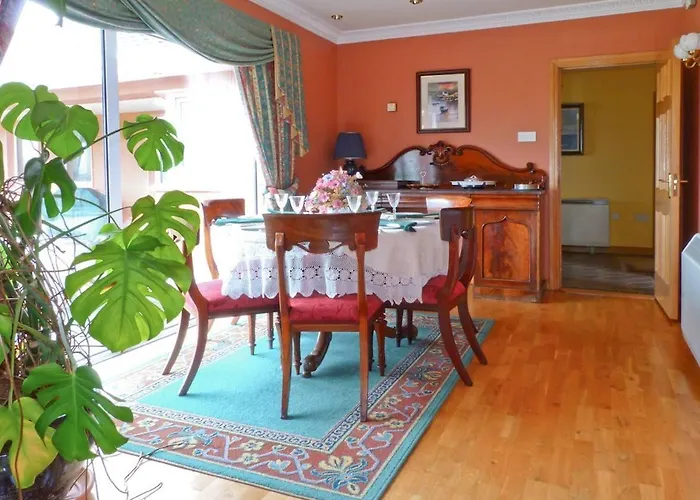 4 Bed In Dingle Oc-ii13350 * Milltown (Kerry)